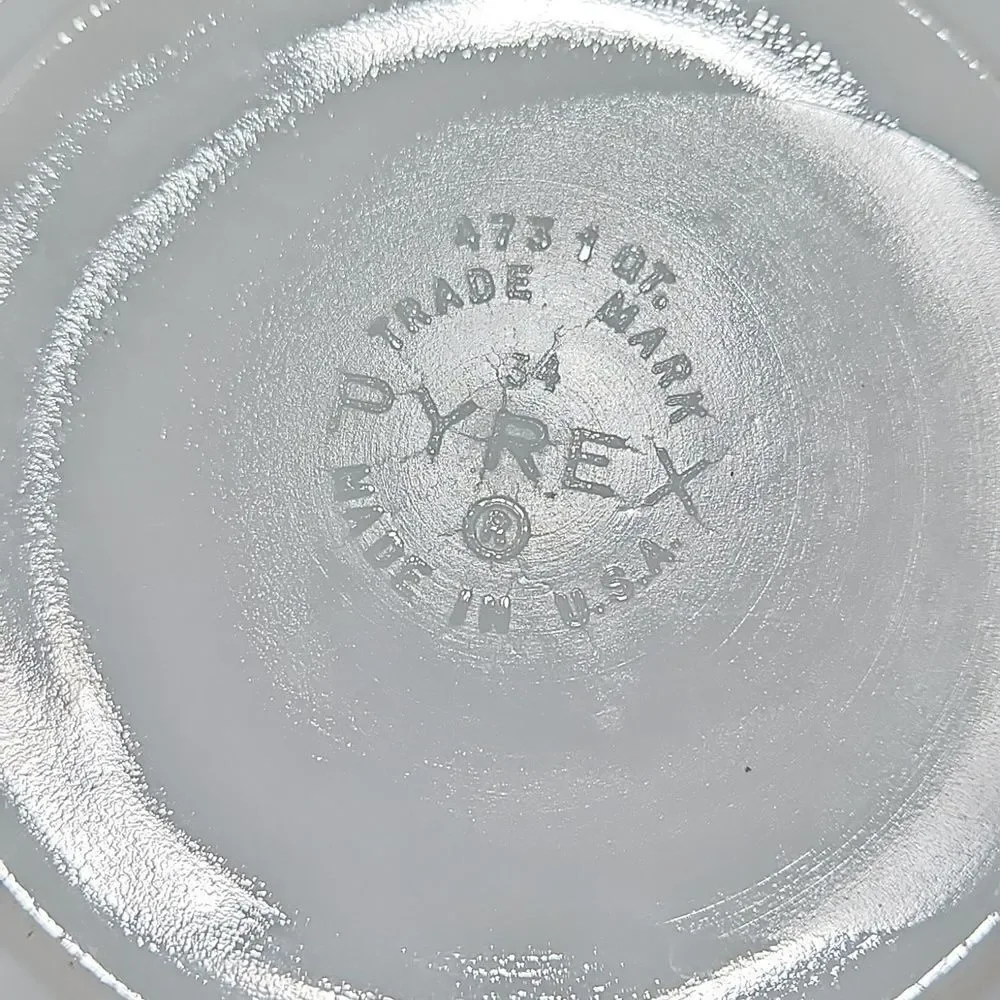 GUC Pyrex VINTAGE 60's Town & Country 1QT Baking Bowl